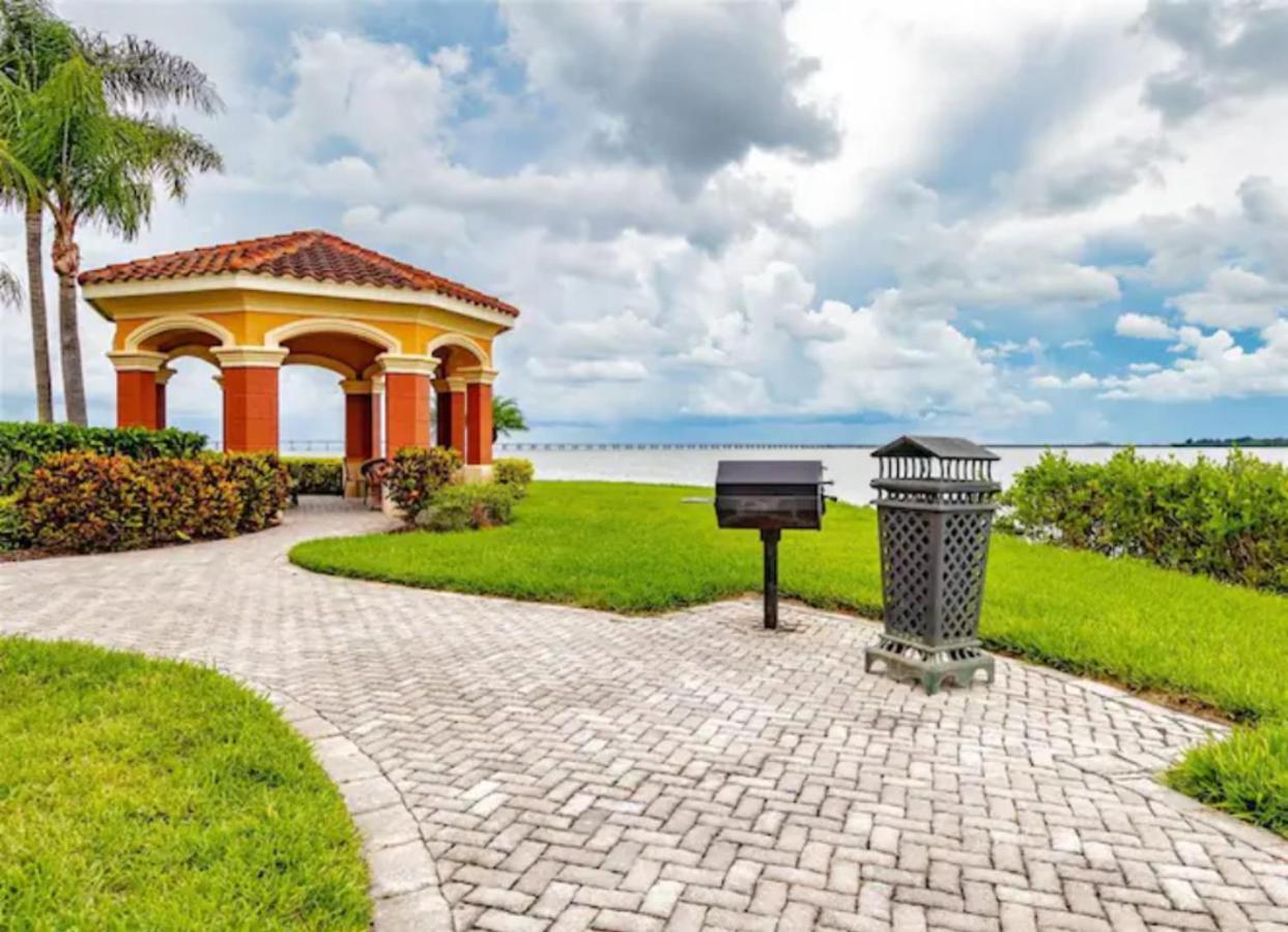 Bayview Apartment Clearwater Exterior photo